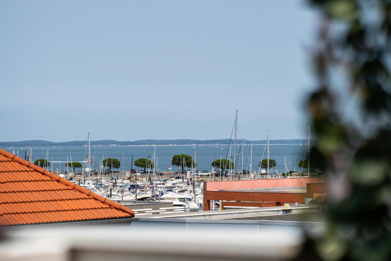 Piton Des Neiges - Nid Douillet Terrasse Vue Port Apartment Arcachon Bagian luar foto